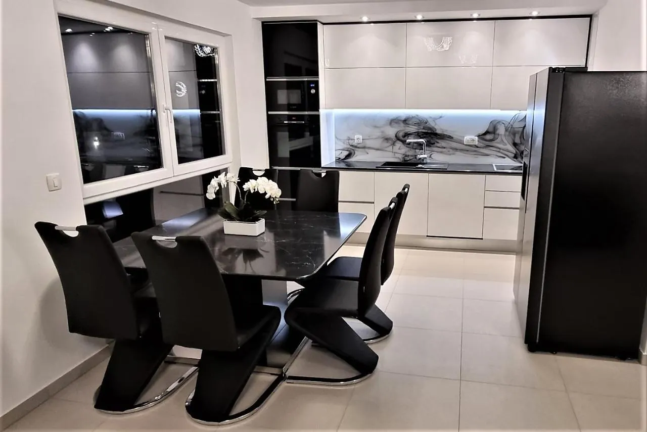 Bartol Luxury Apartments Krk Croatia, With Own Hot Tub - Whirlpool Krk Town