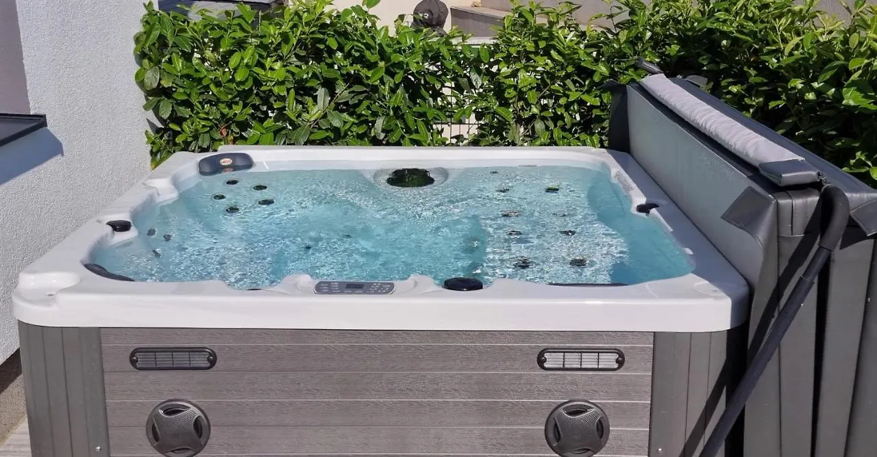 Bartol Luxury Apartments Krk Croatia, With Own Hot Tub - Whirlpool Krk Town