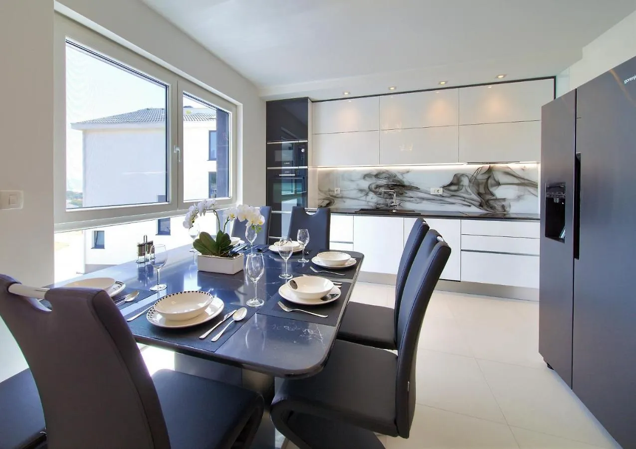 Bartol Luxury Apartments Krk Croatia, With Own Hot Tub - Whirlpool Krk Town