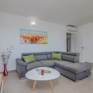Apartment Sunrise Krk, Krk Town