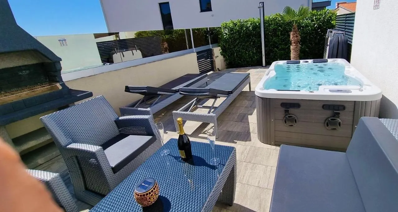 Bartol Luxury Apartments Krk Croatia, With Own Hot Tub - Whirlpool Krk Town