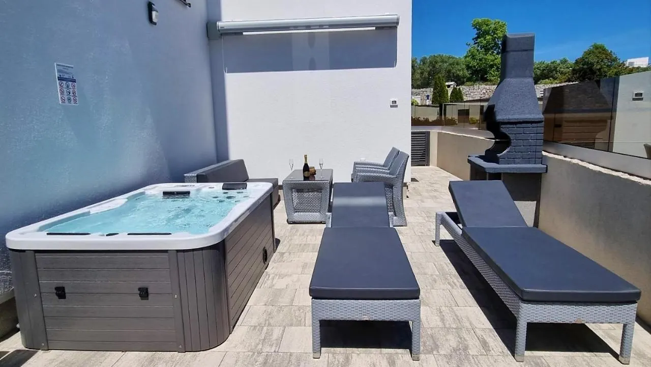 Bartol Luxury Apartments Krk Croatia, With Own Hot Tub - Whirlpool Krk Town